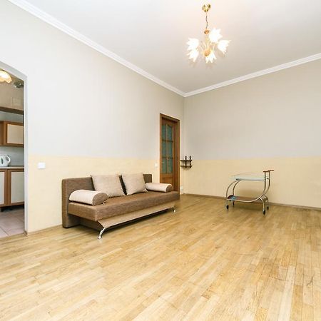 Apartment On Khreshchatyk Kyiv Exterior foto